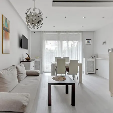 Lion - Bright Side Apartment Sopot